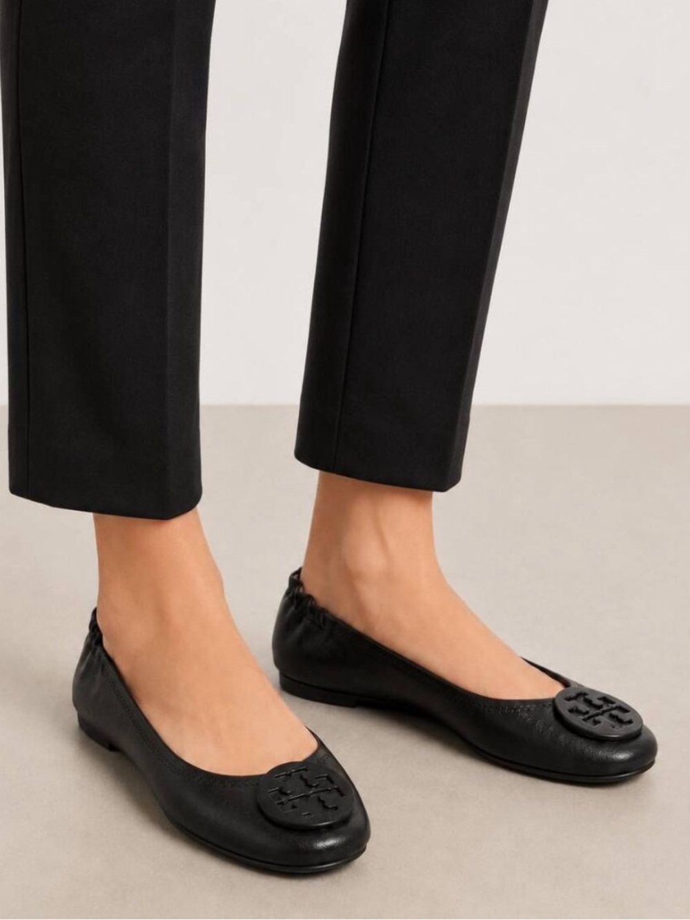 Tory Burch Minnie Travel Ballet Flats perfect Black Nappa Leather Logo Size 8